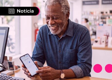 Folha de outubro do INSS começa a ser paga dia 26; confira quando cada beneficiário recebe